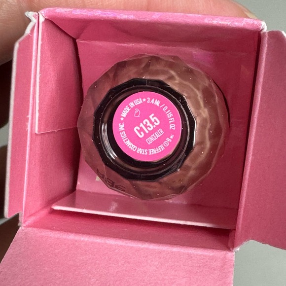 Jeffree Star Cosmetics Magic Liquid Concealer C 13.5 - Picture 5 of 6